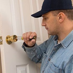 Locksmith London: Selecting The Most Suitable Kind Of Emergency Locksmith